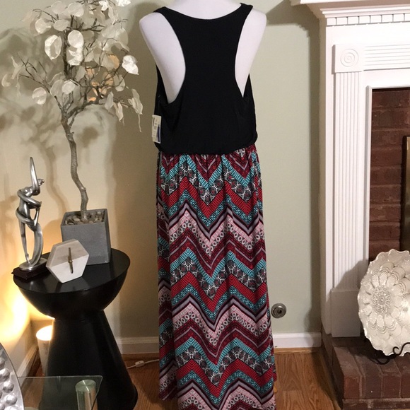 BOBBIE & BROOKS MAXI DRESS - Picture 6 of 6